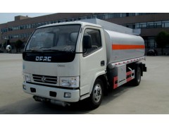 灑精罐車(chē)、灑精運輸車(chē)甲醇乙醇運輸車(chē)二甲苯甲醛運輸車(chē)
