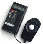 臺灣泰仕TES-1330A，照度計，數字照度計TES1330A