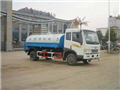 解放5噸灑水車(chē)